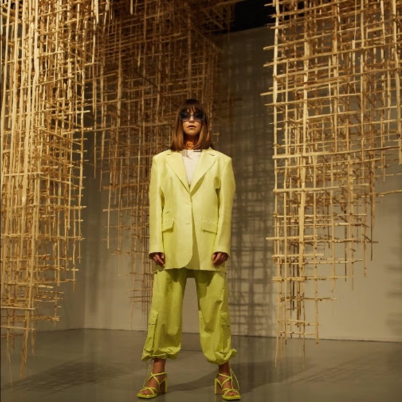 H&M Innovation NAIA Renew Jacket Neon Yellow - Picture 2 of 3